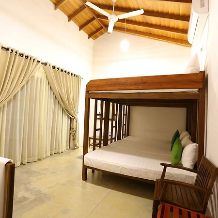 Kayjay Palms Hotel Passikudah Exterior photo
