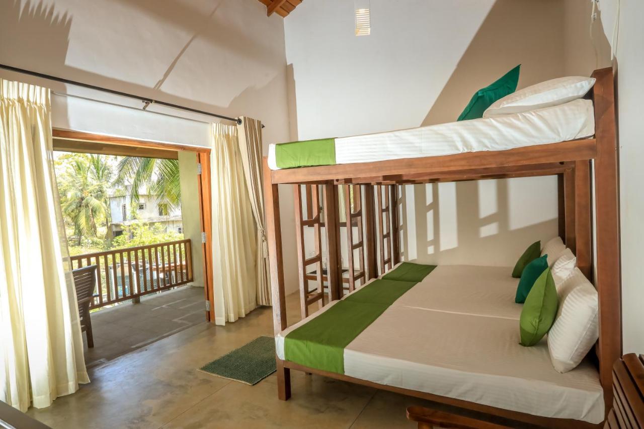 Kayjay Palms Hotel Passikudah Exterior photo