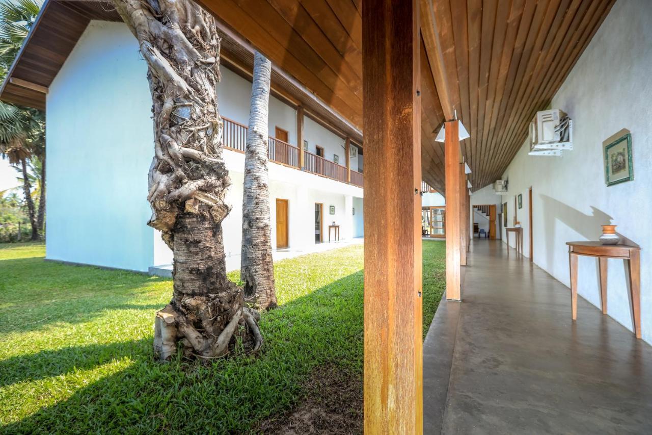 Kayjay Palms Hotel Passikudah Exterior photo