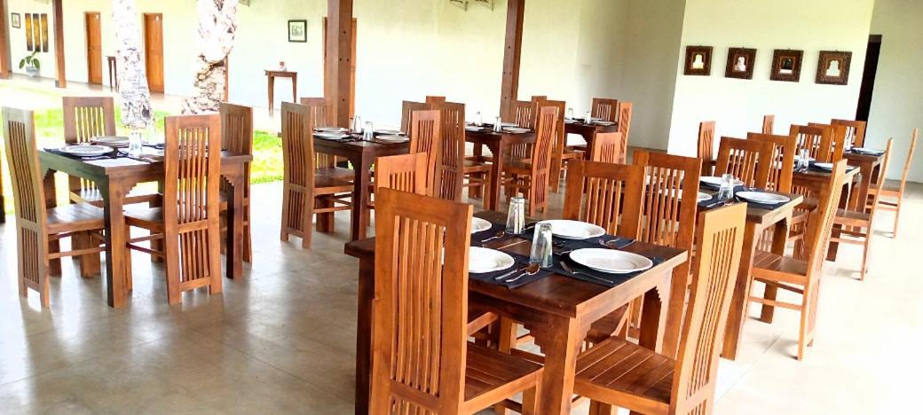 Kayjay Palms Hotel Passikudah Exterior photo
